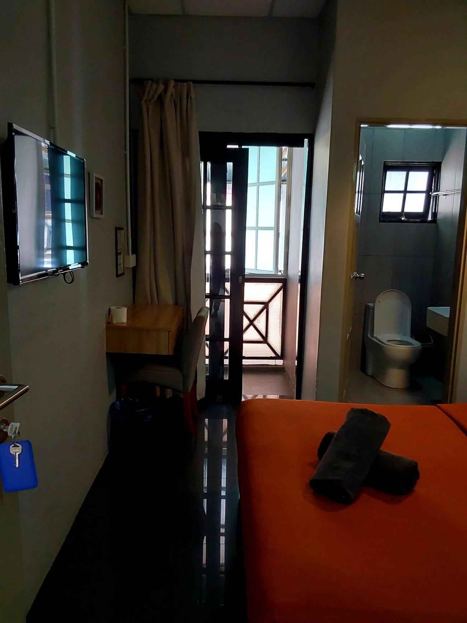 Bricks Cameron Hostel タナ・ラタ エクステリア 写真