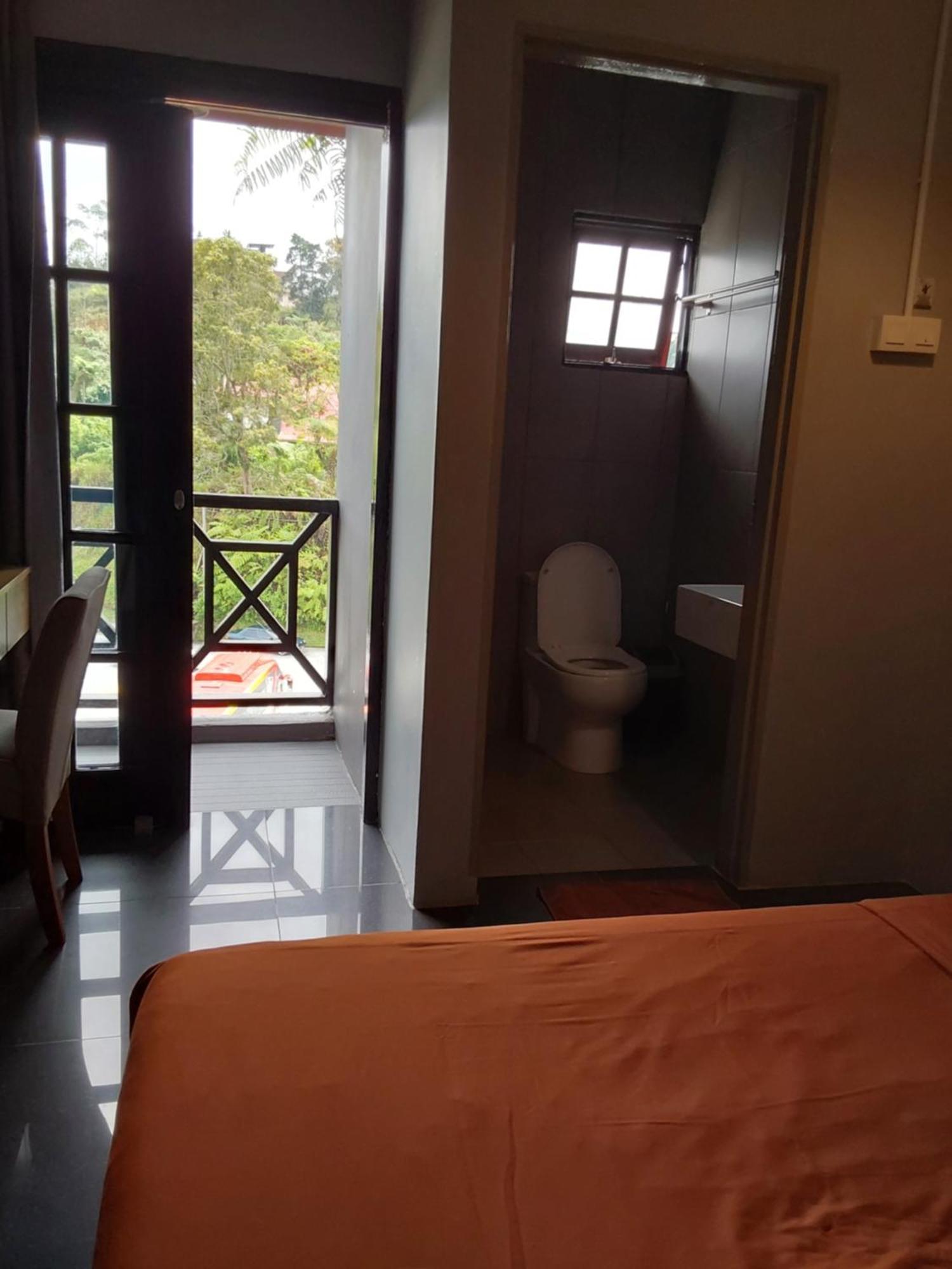 Bricks Cameron Hostel タナ・ラタ エクステリア 写真