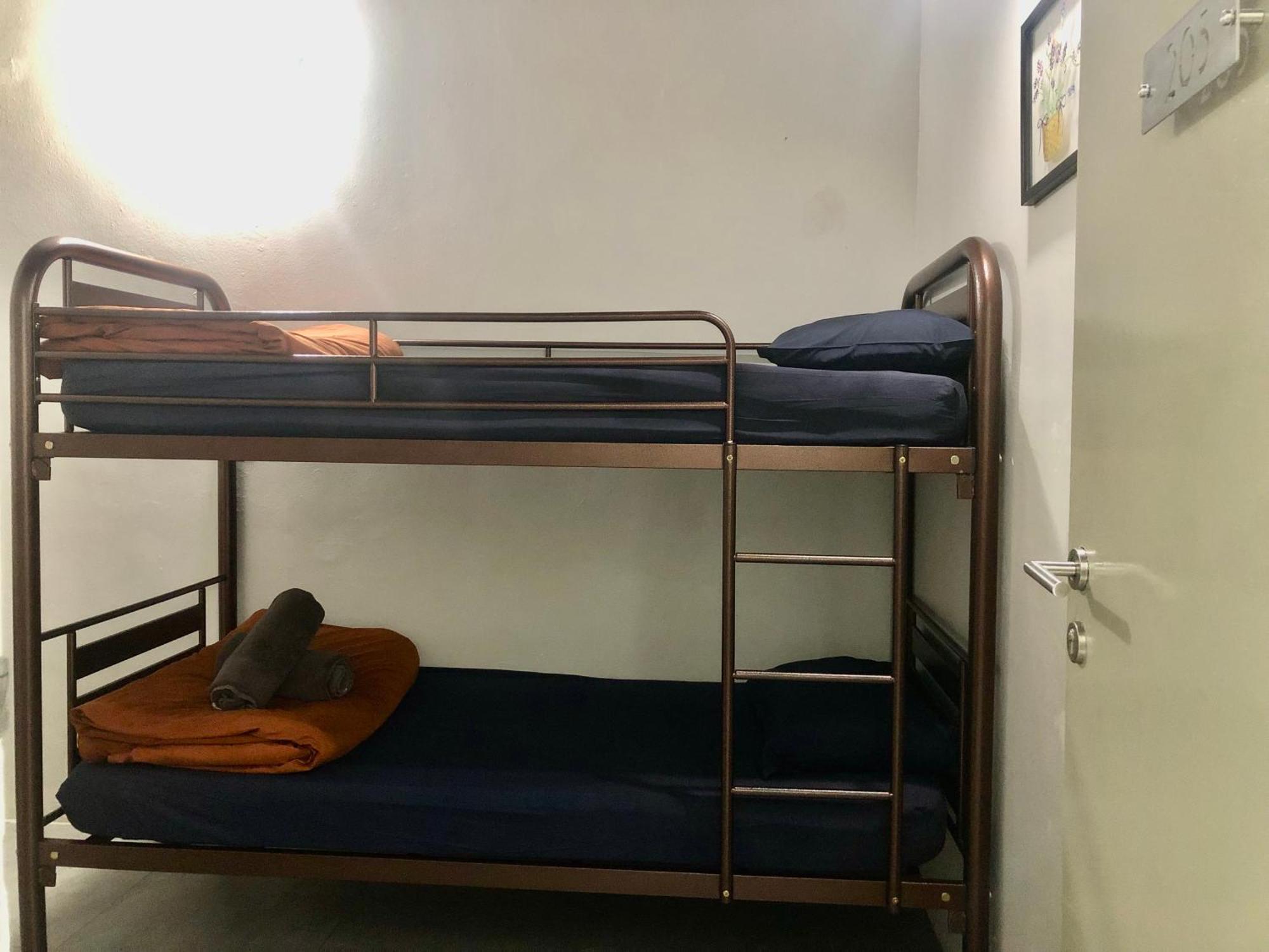 Bricks Cameron Hostel タナ・ラタ エクステリア 写真